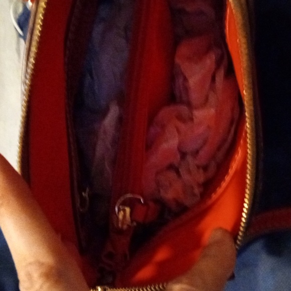 Purse - Picture 3 of 3